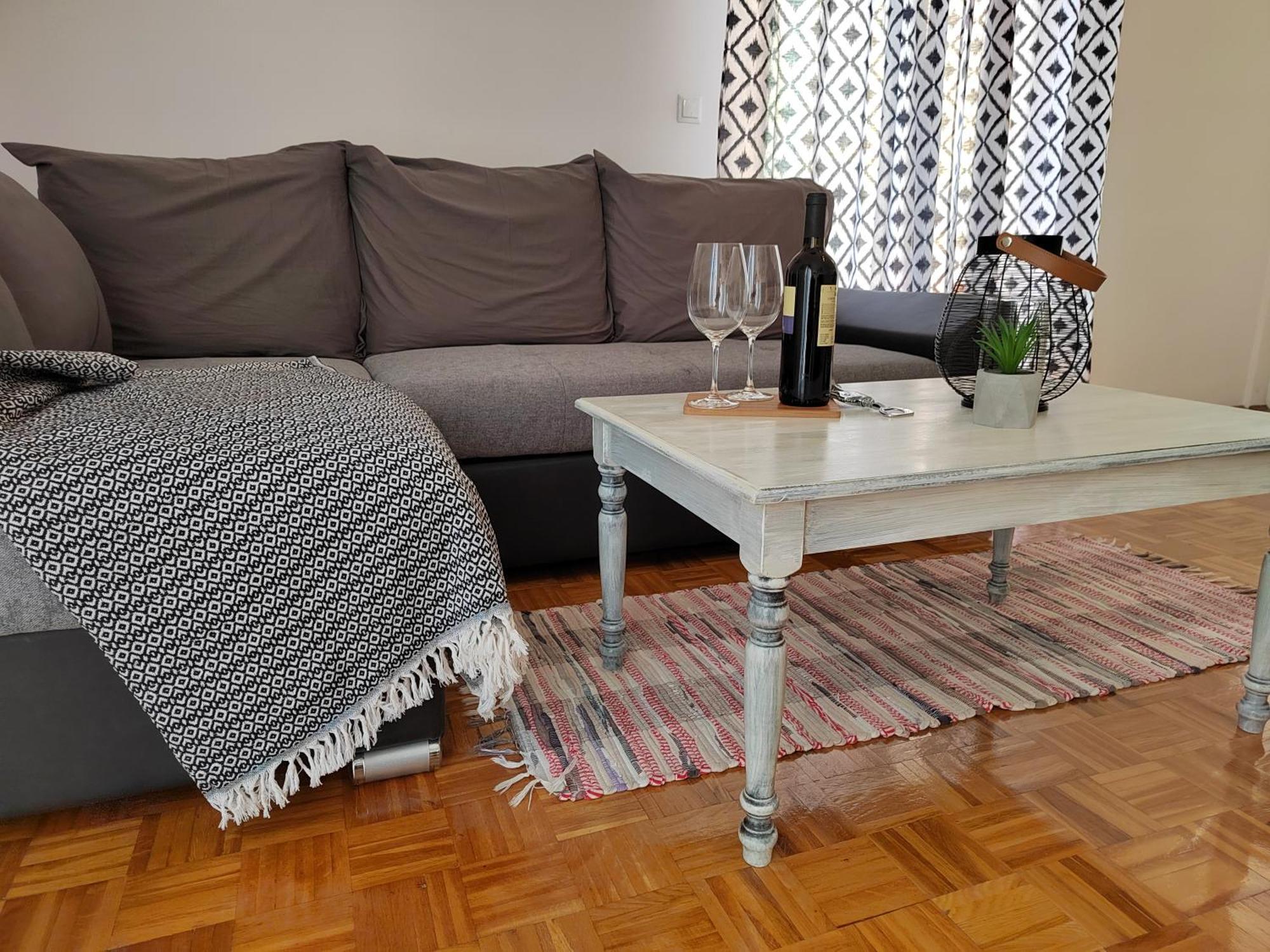Rustic Istria Apartment พูลา ภายนอก รูปภาพ